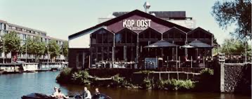 restaurant.jpg restaurant.jpg